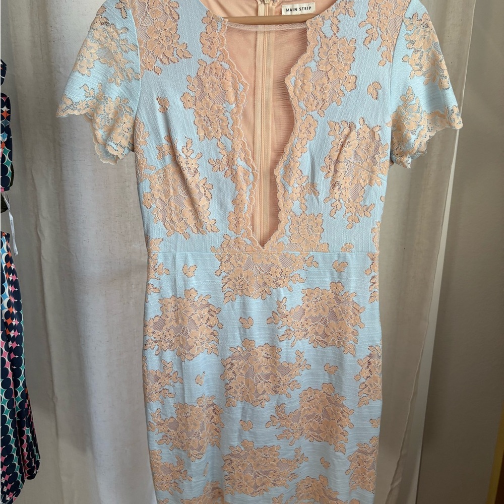Main Strip Blue and Beige Sheath Dress with Flutter Sleeves